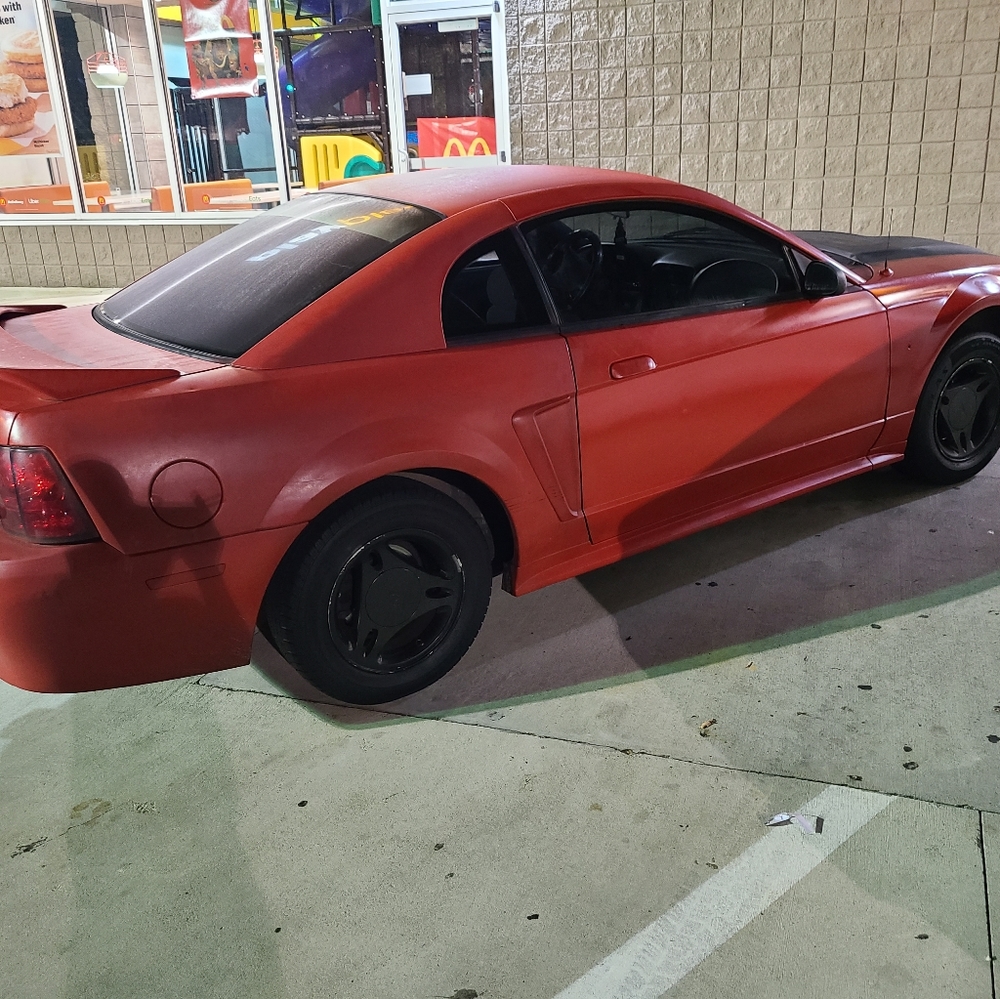 1999 ford mustang